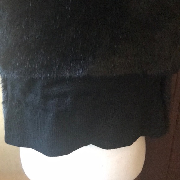 Goodnight Macaroon Black Faux Fir Vera-  Sz M - Picture 4 of 6